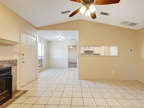 2nd image of 619 Luther Dr #B