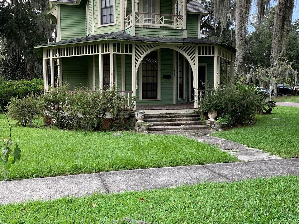 1st image of 700 Walnut St