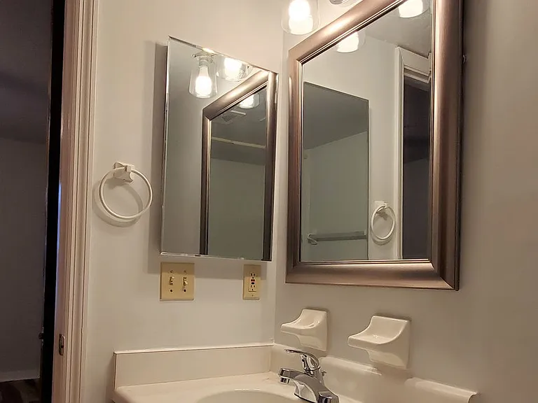 2360 SW Archer Rd #208 — Photo 13