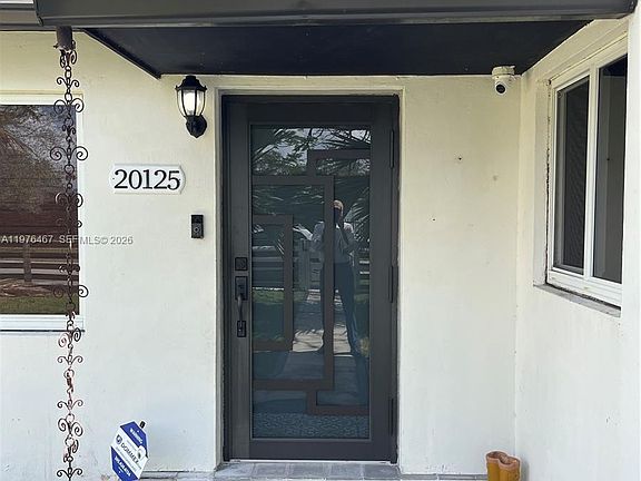 3rd image of 20125 SW 106th Ave