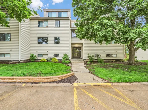 1909 Melrose Dr APT B, Champaign, IL 61820