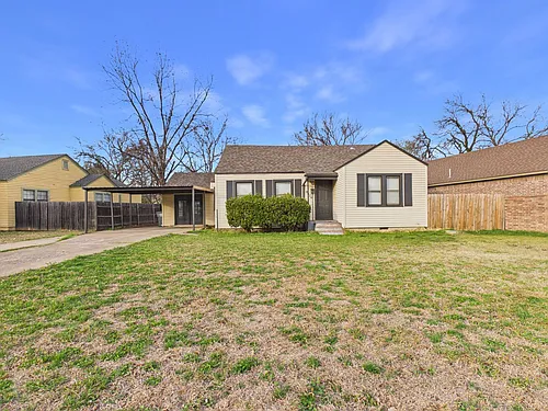 1307 NW Maple Ave Photo 1