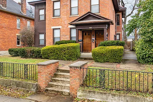 1051 Hunter Ave #1 Photo 1