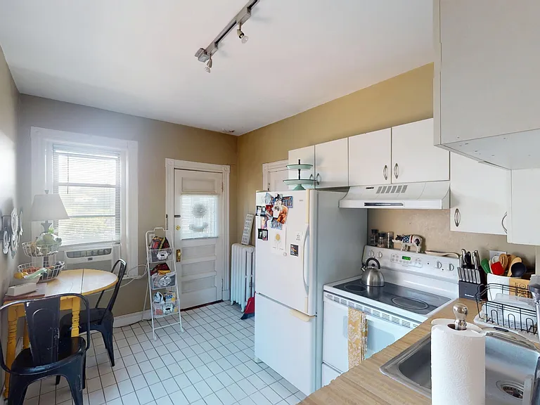 40 Orkney Rd #6 — Photo 1