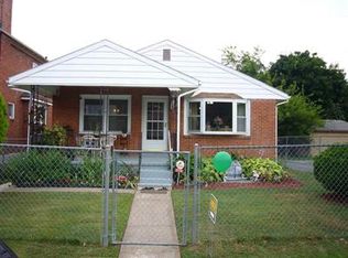 1116 Rolleston St, Harrisburg, PA 17104
