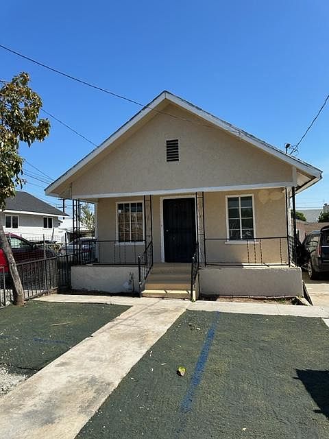 1st image of 3528 Winter St
