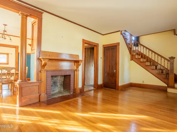 97 North St, Dalton, MA 01226