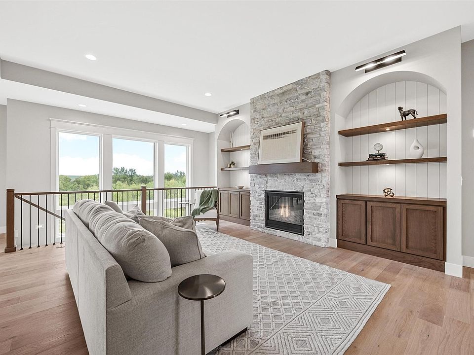 1st image of 8714 Yeager Ln NE