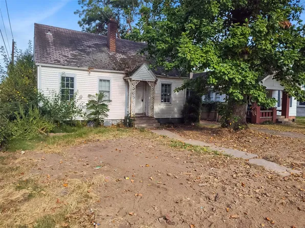 508 S New Madrid St, Sikeston, MO 63801