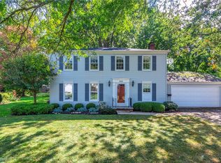 1505 Kingsway Dr, Westlake, OH 44145