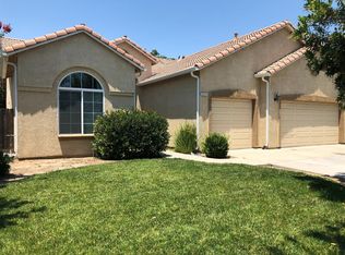 855 S Joseph Ave, Kerman, CA 93630