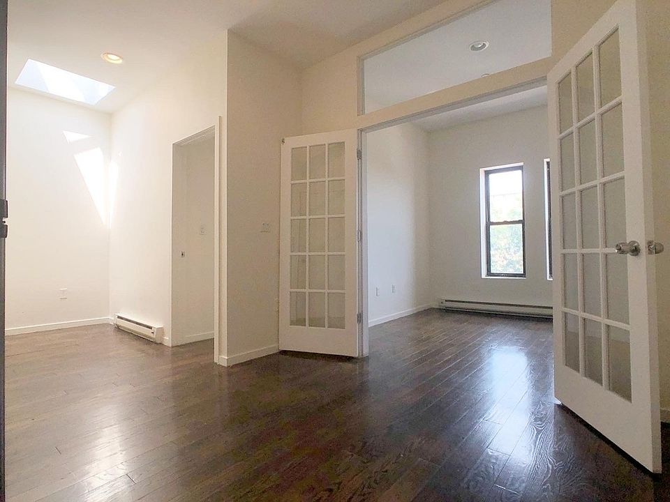 1st image of 950 Nostrand Ave #3FF