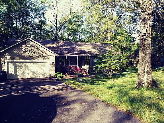 Single level- main fl living