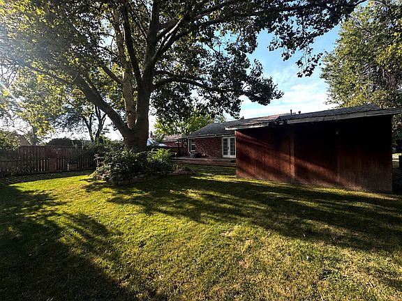 4th image of 4903 W Edson St