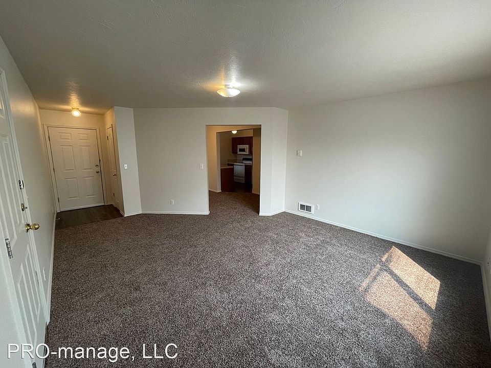 1st image of 2115 Stace St #3