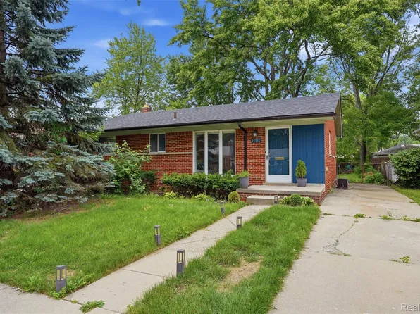 29697 Spoon Ave, Madison Heights, MI 48071