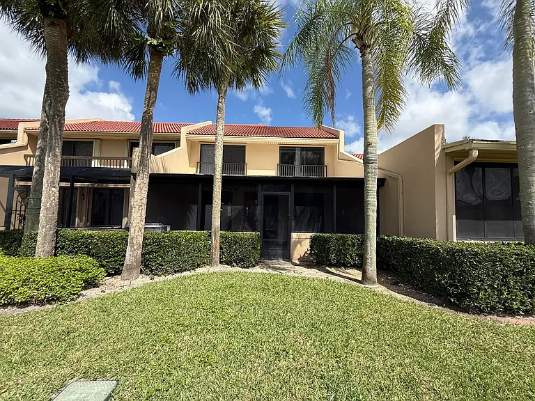 717 Windermere Way — Photo 1