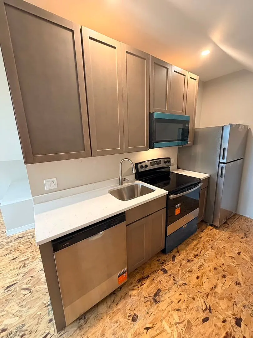 Be The First Person To Sit On The Toilet! Brand New 1bed/1bath In Logan Square/Bucktown — Photo 1