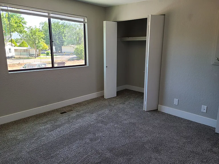 Cottonwood Townhomes Village — Photo 11