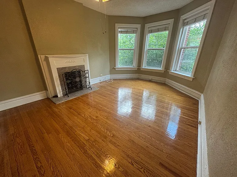 4139 Cleveland Ave — Photo 6