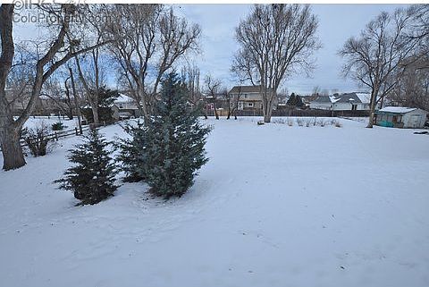 4th image of 115 N 40th Ave