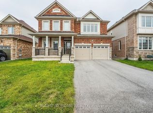 9486 Tallgrass Ave, Niagara Falls, ON L2G 0X5