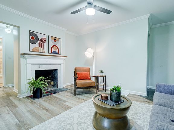 4th image of 138 Christian Ave