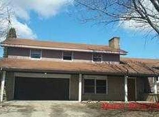 2889 E River Rd, Mount Pleasant, MI 48858