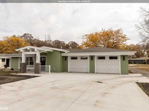 203 Glen Oaks Dr, Clear Lake, IA 50428