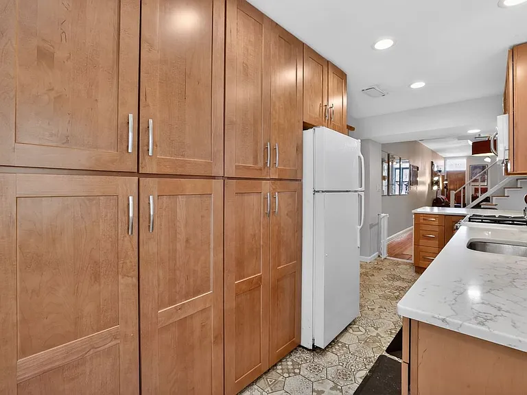 914 N St NW — Photo 34