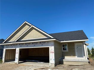 807 NE Westgate Dr, Waukee, IA 50263