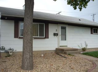 3 Dale Allen Dr, Belleville, IL