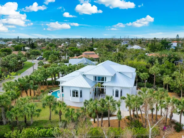 660 Anchor Dr, Sanibel, FL 33957