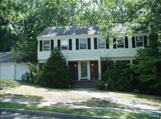 510 Cumberland St, Englewood, NJ 07631