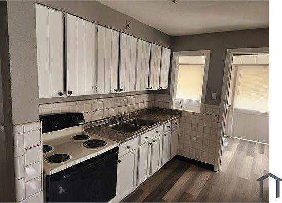 5th image of 10506 Ewell Dr