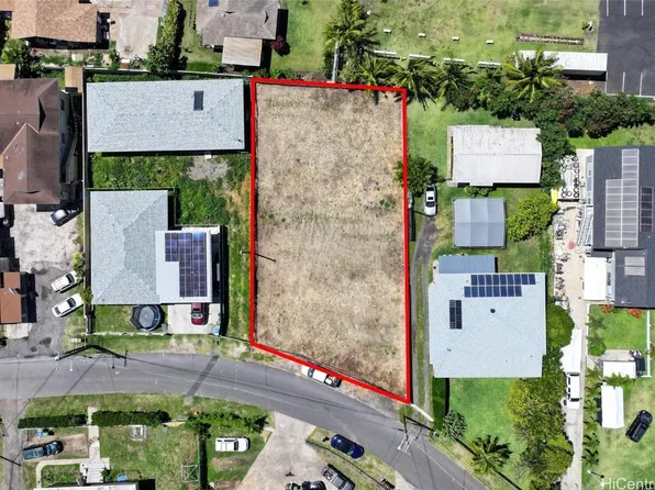 85-811 Lihue St, Waianae, HI 96792