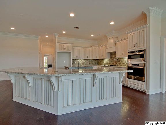 4th image of 4429 Lake Willow Blvd
