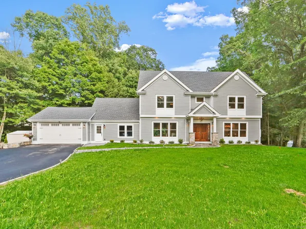 22 Half Mile Common, Westport, CT 06880