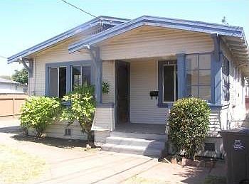 1st image of 427 Smalley Ave