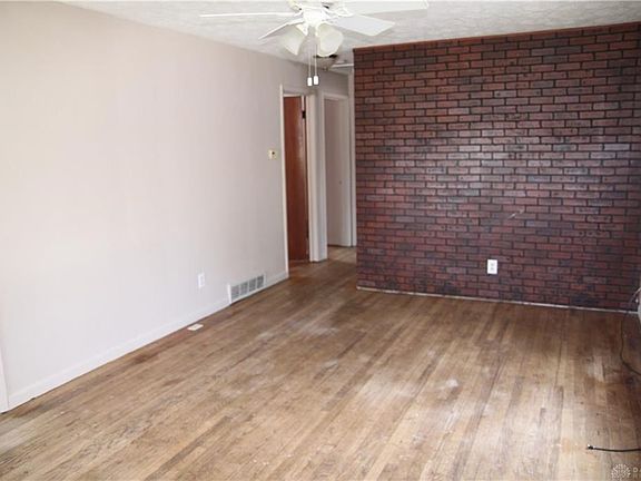 4th image of 2400 Winwood Ave