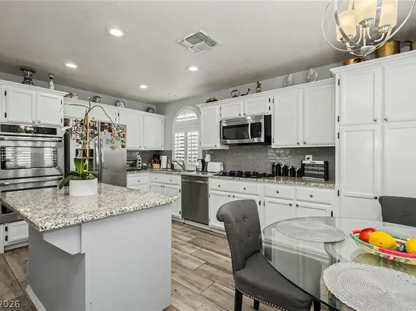 9824 Cactus View Ave, Las Vegas, NV 89117