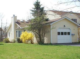 5691 Running Brook Rd, Farmington, NY 14425