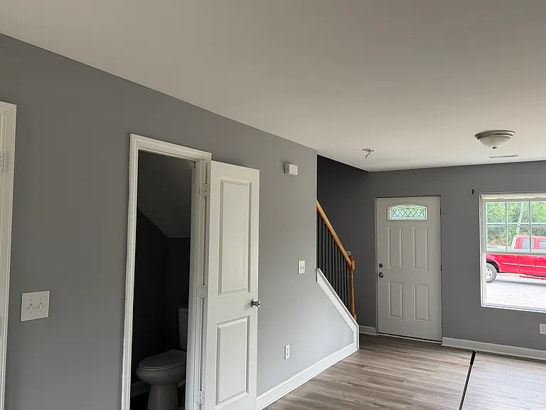 102 Mazen Cir #102 — Photo 2