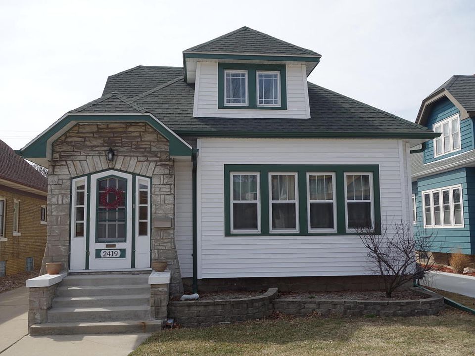 1st image of 2419 N 61st St