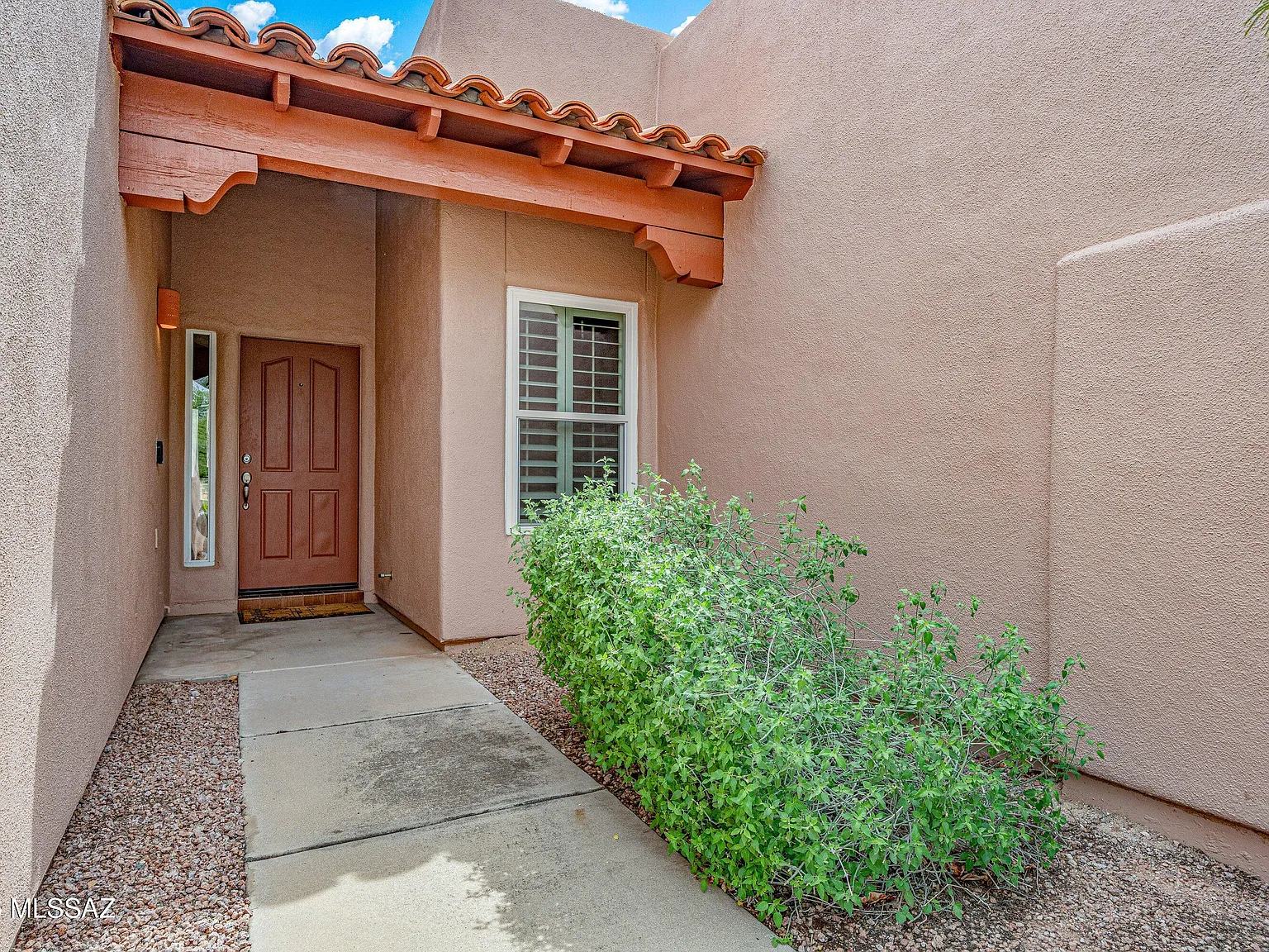 3 bed, 2.0 bath, 1673 sqft, $2,800 — Photo 4