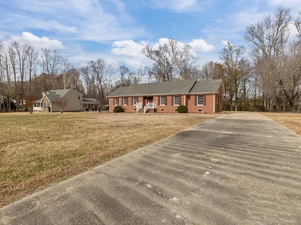 31073 Peachtree Ave, Sedley, VA 23878