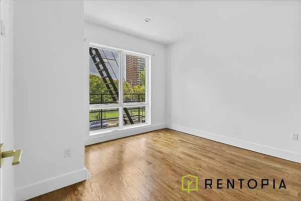 Rented by Rentopia | media 10