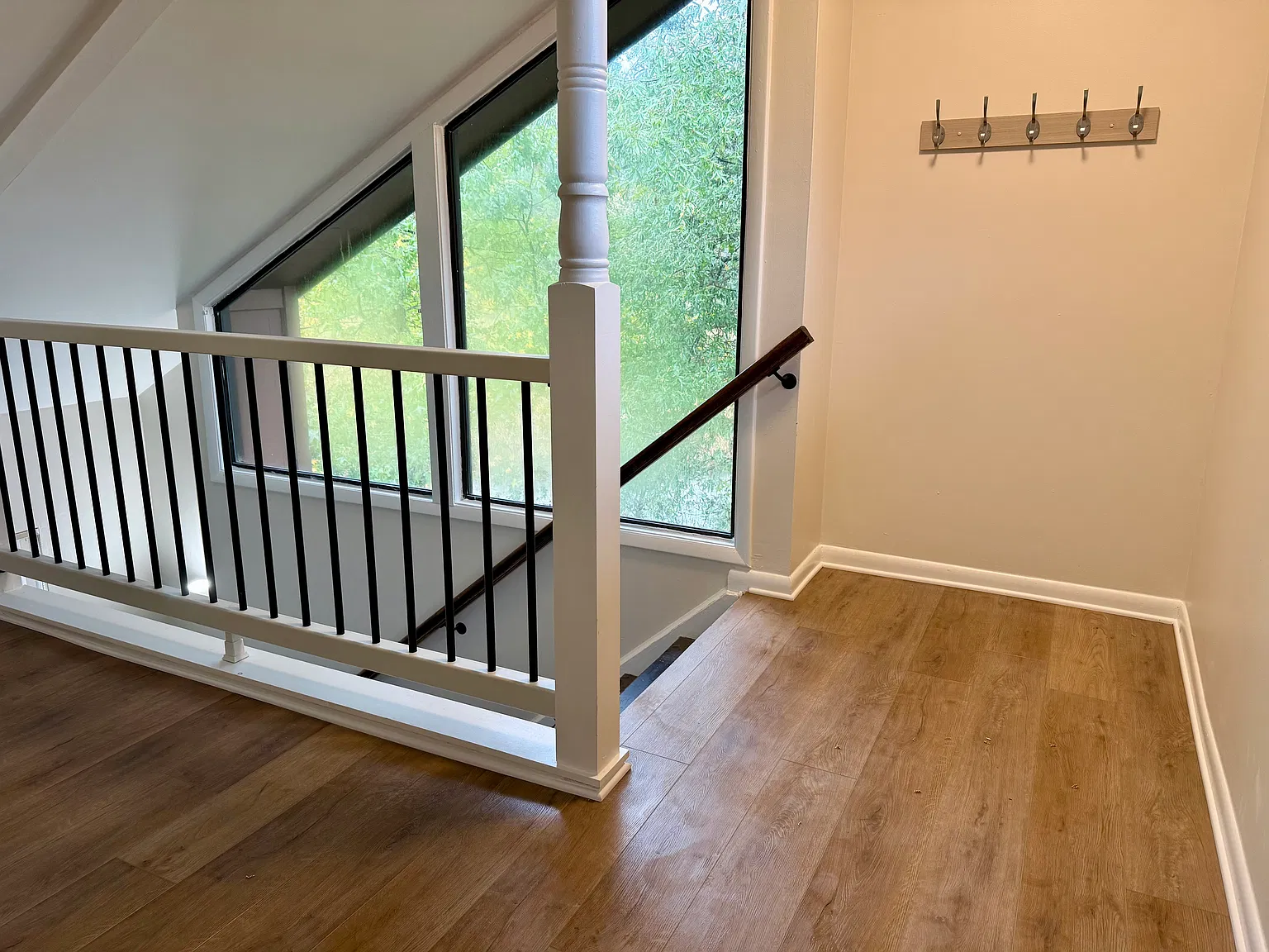 2 bed, 1021 sqft, $2,150 — Photo 3