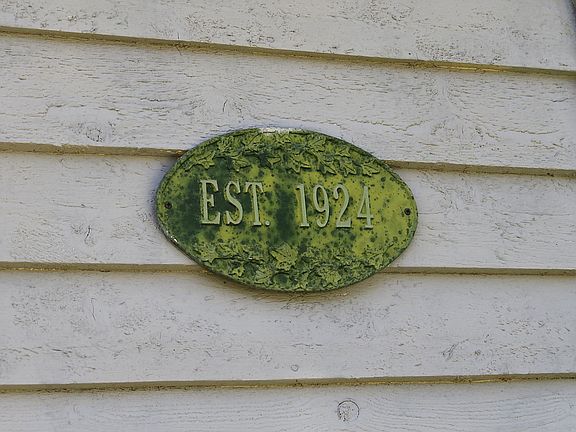 5th image of 1302 Donald St