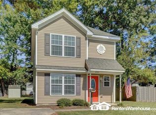 2703 Mark St, Chesapeake, VA 23324
